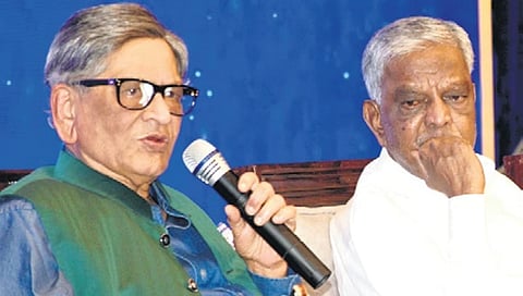 ಎಸ್ ಎಂ ಕೃಷ್ಣ ಮತ್ತು ಶ್ರೀನಿವಾಸ್ ಪ್ರಸಾದ್ 