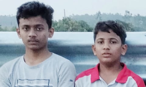 ಇಬ್ಬರು ಸಹೋದರರು 
