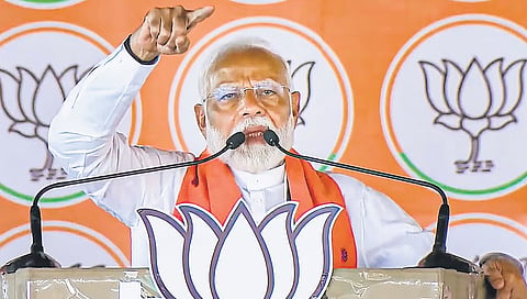 ಪ್ರಧಾನಿ ನರೇಂದ್ರ ಮೋದಿ ಅವರು ಮಂಗಳವಾರ ಜಾರ್ಖಂಡ್‌ನ ದುಮ್ಕಾ ಜಿಲ್ಲೆಯಲ್ಲಿ ಚುನಾವಣಾ ಪ್ರಚಾರವನ್ನು ಉದ್ದೇಶಿಸಿ ಮಾತನಾಡಿದರು.