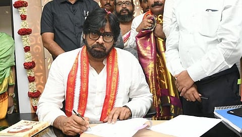 ಉಪ ಮುಖ್ಯಮಂತ್ರಿಯಾಗಿ ಅಧಿಕಾರ ಸ್ವೀಕರಿಸಿದ ಪವನ್ ಕಲ್ಯಾಣ್