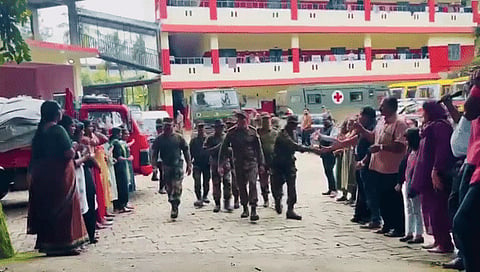 Emotional send off to Indian Army In Wayanad