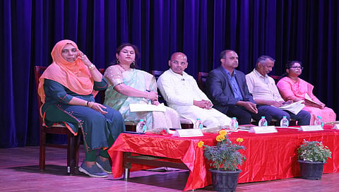 ಡಾ. ಶರಣ ಪ್ರಕಾಶ್ ಪಾಟೀಲ್ ಮತ್ತಿತರರು