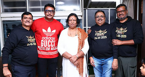 Jayanna, Darshan, Meena Thoogudeepa, Bhogendra and Dinakar