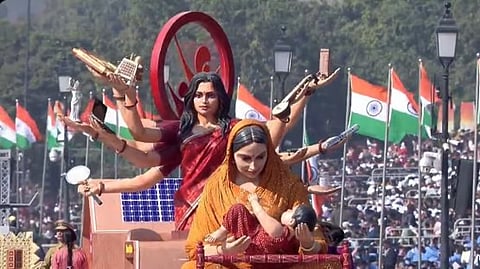 ಕರ್ತವ್ಯಪಥದಲ್ಲಿ ನಡೆಯುತ್ತಿರುವ ಪರೇಡ್ 