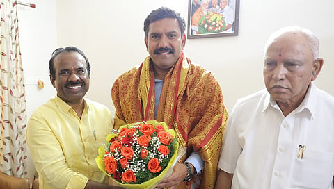 ಎನ್.ರವಿಕುಮಾರ್, ಬಿವೈ ವಿಜಯೇಂದ್ರ ಹಾಗೂ ಬಿಎಸ್ ಯಡಿಯೂರಪ್ಪ