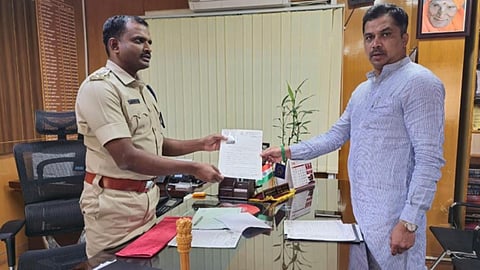 MLC Rajendra approaches Tumakuru SP
