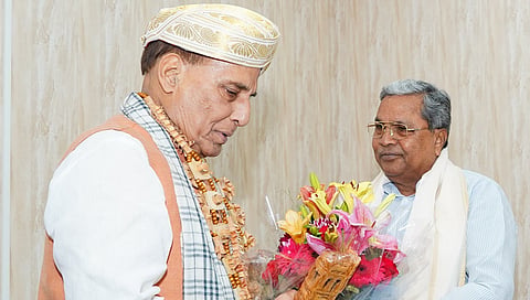 Siddaramaiah Meets Rajnath Singh in Delhi