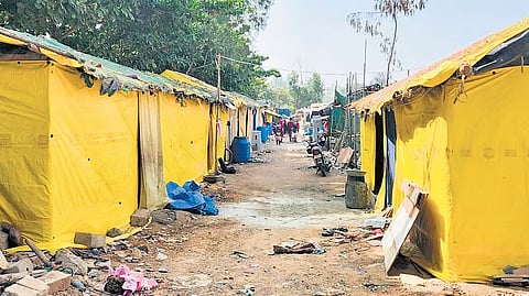 A Bengali migrant settlement on Balagere Road in Varthur 