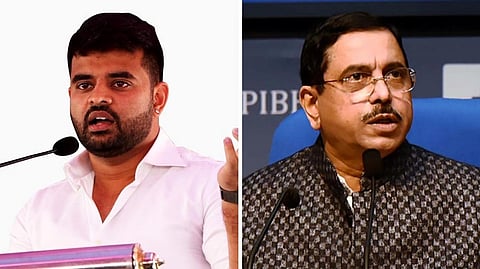 Prajwal Revanna, Pralhad Joshi