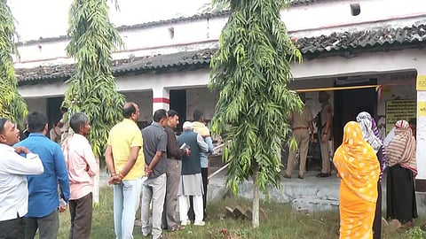 Voting begins in bihar 