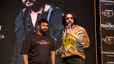 Suni (L) and Kichcha Sudeep (R) at the trailer launch event for Gatha Vaibhava