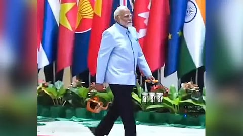 ರೆಡ್ ಕಾರ್ಪೆಟ್ ನಲ್ಲಿ ಪ್ರಧಾನಿ ಮೋದಿ ಚಹಾ ಮಾರುತ್ತಿರುವ AI ವಿಡಿಯೋ: ಕಾಂಗ್ರೆಸ್ ಪೋಸ್ಟ್ ಗೆ BJP ತೀವ್ರ ಖಂಡನೆ