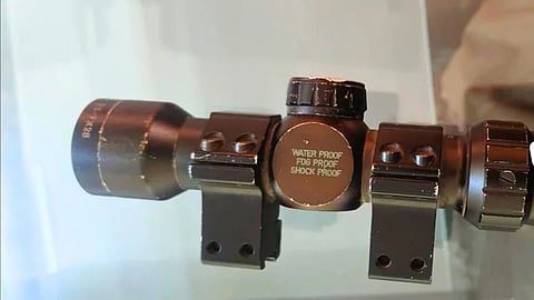 The Chinese-made gun scope 