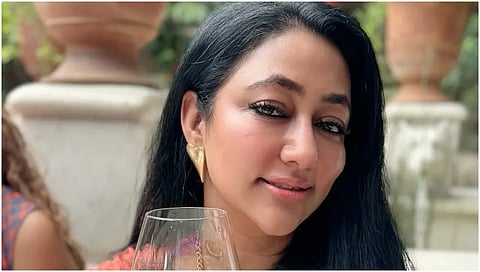  Vijayalakshmi