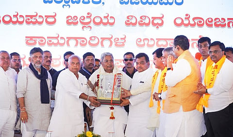 Falicitation toCM Siddaramaiah 