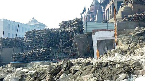 Manikarnika Ghat 