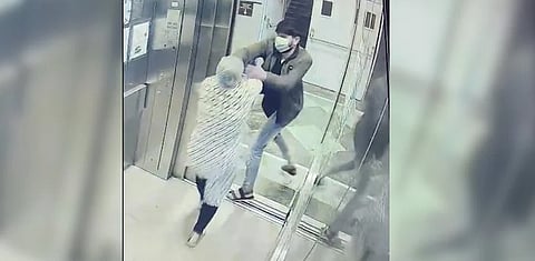 Scene in lift 