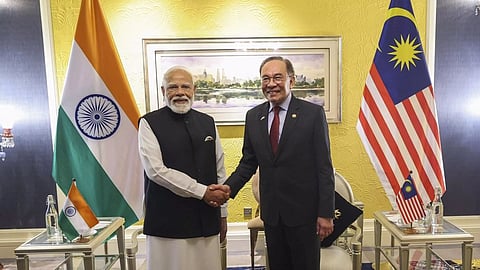 Modi- Anwar Ibrahim 