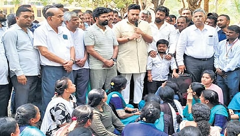 pratap simha  and yadhuveer 