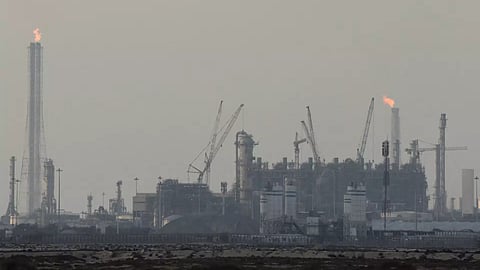 Qatar shuts LNG output