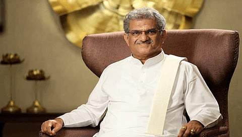  D Veerendra Heggade