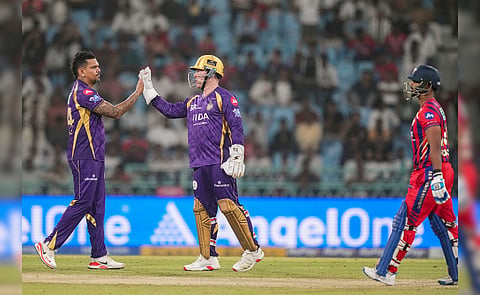 Nicholas Pooran departs after getting dismissed by Sunil Narine.