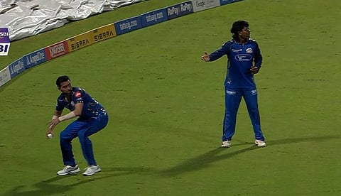 Deepak Chahar and Robin Minz blaming each other for catch drop.