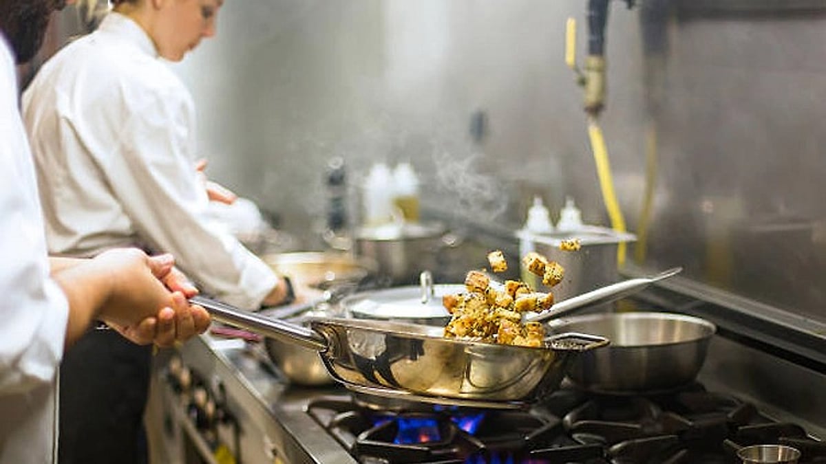 Minimum Wage Revision for Workers: Hotel Owners Warn of Possible Double Increase in Food and Snack Prices Minimum Wage Revision for Workers: Hotel Owners Warn of Possible Double Increase in Food and Snack Prices