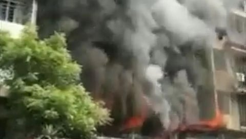 Massive fire at godown in Mumbai's Andheri East