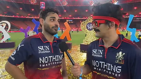 RCB pacer Bhuvneshwar Kumar with Mr Nags.