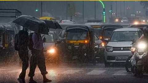 Heavy rains cause waterlogging uprooting of trees in parts of Kerala