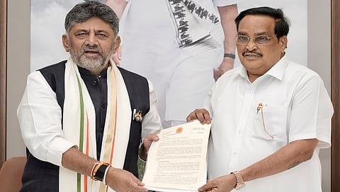 CM DK Shivakumar meet Union Jalashakti Minister