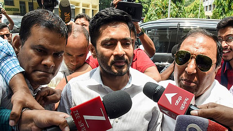 West Medinipur Court issues arrest warrant against Abhishek Banerjee's PA Sumit Roy: Sources
