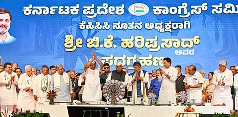 The oath-taking ceremony as KPCC President began with spinning yarn on a charkha