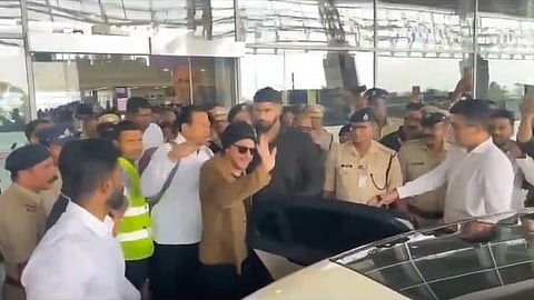 Shah Rukh Khan arrives at Mangaluru International airport