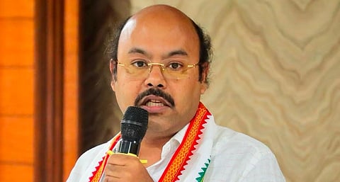 Dr Yathindra Siddaramaiah 