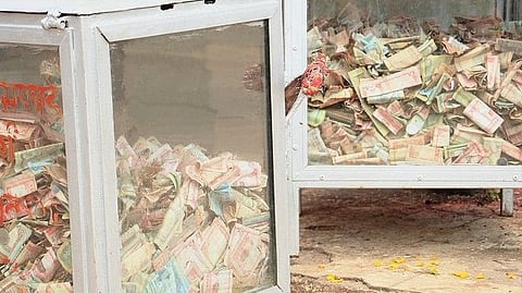 8 temple officials suspended over donation mishandling