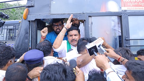 Karnataka all-party meet