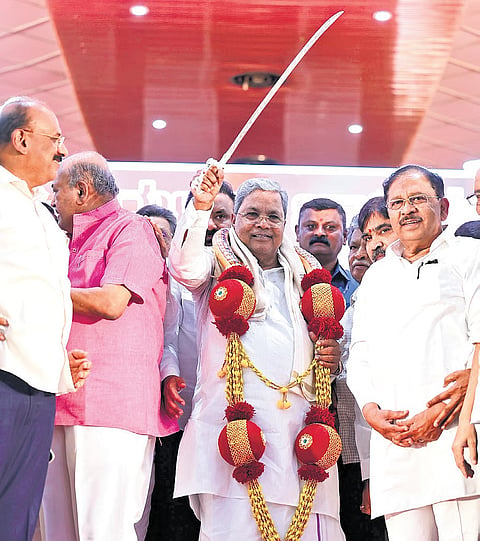Satish Jarkiholi and HC Mahadevappa skips backward classes rally in Bengaluru