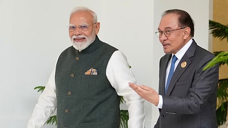 Malaysian PM confirms discussion held with India about extradition of fugitive Islamic preacher Zakir Naik