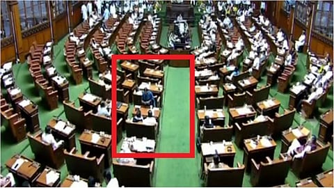 Altercation between Congress MLAs during Karnataka Assembly session creates high drama