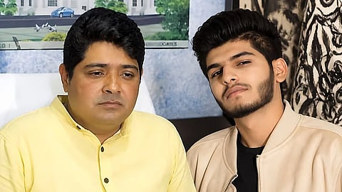 Aijaz Dhebar, Shoaib