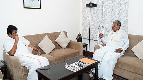 Siddaramaiah with AICC General Secretary KC Venugopal