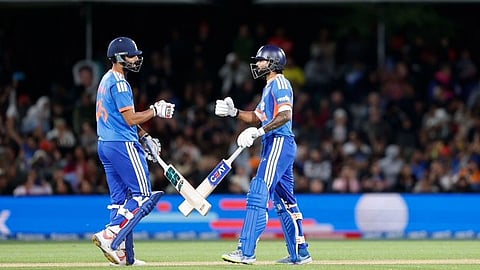 India beat Newzealand by 4 wickets