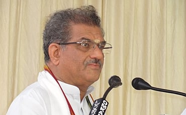 ವೀರೇಂದ್ರ ಹೆಗ್ಗಡೆ