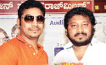 ಲವ್ ಅಟ್ ಫಸ್ಟ್ ಕಾಪಿ