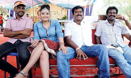 ಚಮ್ಮಕ್ ಚಲ್ಲೊ