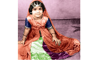 ಚಿತ್ರದಲ್ಲಿ ಇರುವವರು ಯಾರು ಗೊತ್ತೆ?