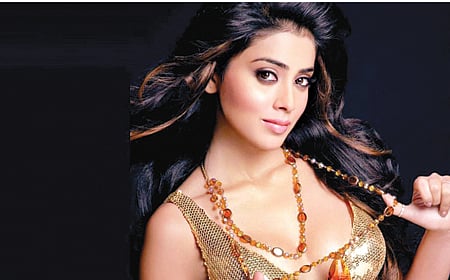 charming ಚಂದ್ರ