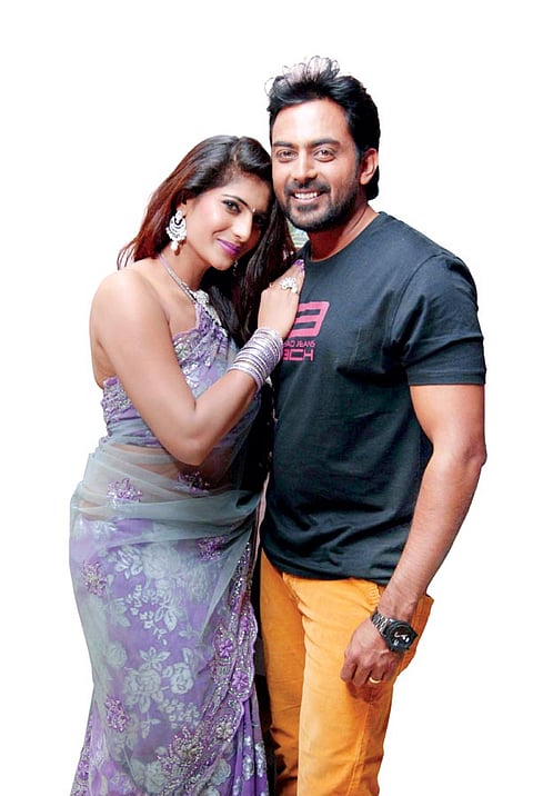 ನೇಹಾ ಸಕ್ಸೇನಾ, ಜೈ ಕಾರ್ತಿಕ್...ಜಸ್ಟ್ ಲವ್
